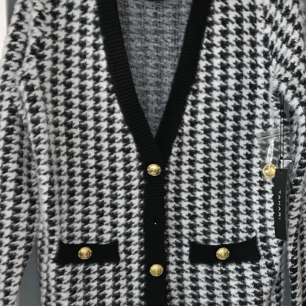 Tahari Black and White Houndstooth Sweater - Picture 5 of 5